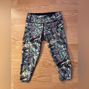 Multi-coloured Lululemon Crops
